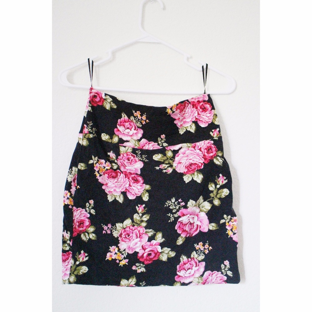 Ambiance Apparel Black Floral Bodycon Mini Skirt M